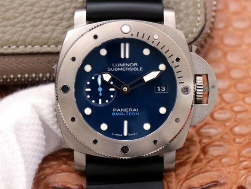 Replica Panerai Submersible PAM00692 VS Factory Blue Dial watch