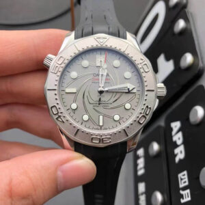 Replica Omega Seamaster 300M 42MM VS Factory Rubber Strap Watch