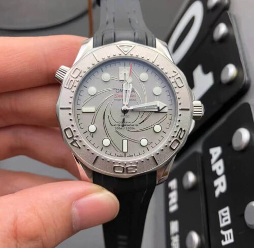 Replica Omega Seamaster 300M 42MM VS Factory Rubber Strap Watch