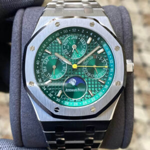 Replica Audemars Piguet Royal Oak 26606ST.OO.1220ST.01 APS Factory Green Dial Watch